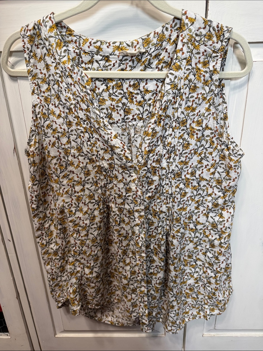 Jane and Delancey White Sleeveless Floral Top